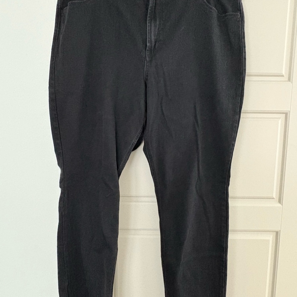 Old Navy Black High-Rise Wow Straight Pants